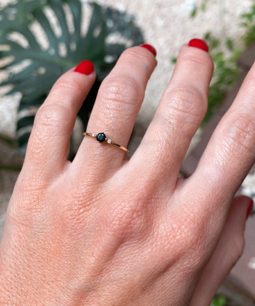 ANILLO MINI CROWN ZAFIRO Y DIAMANTES