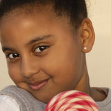 FLUORESCENT YELLOW DAISY EARRING KIDS