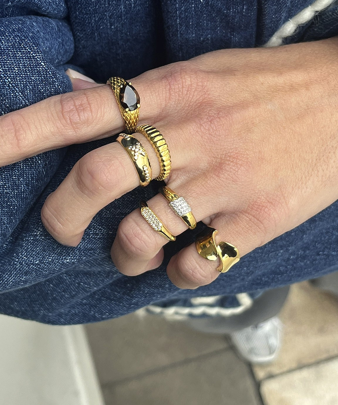 AHISITO RING