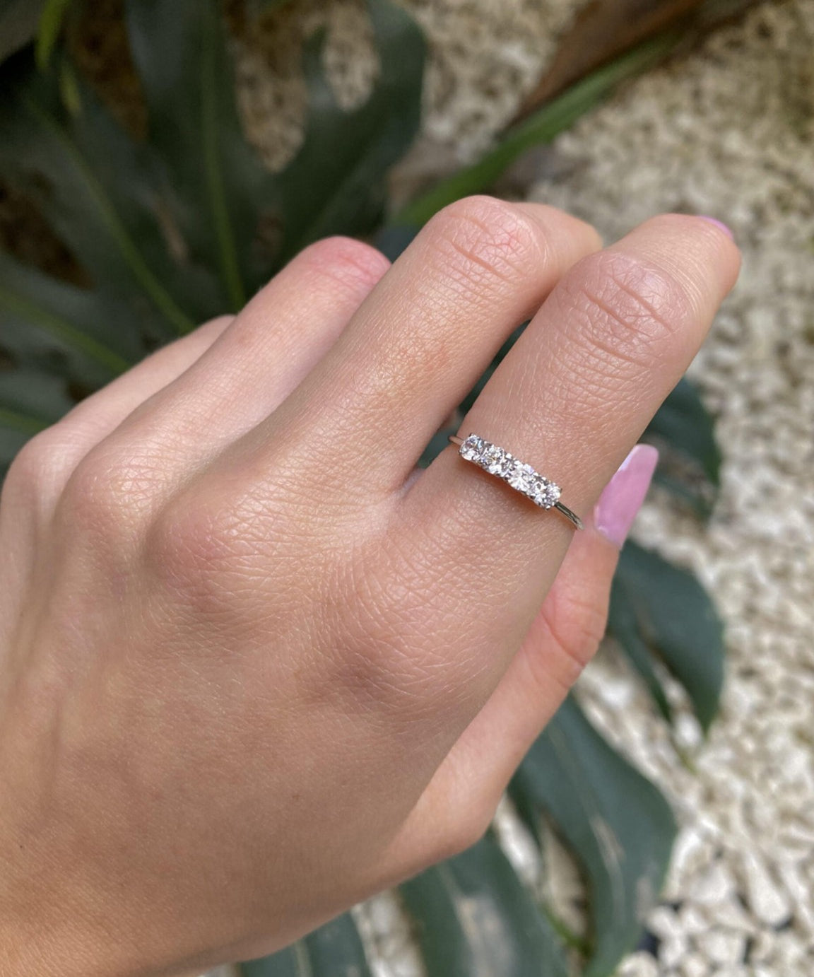 ANILLO QUATTRO PIEDRA BLANCA