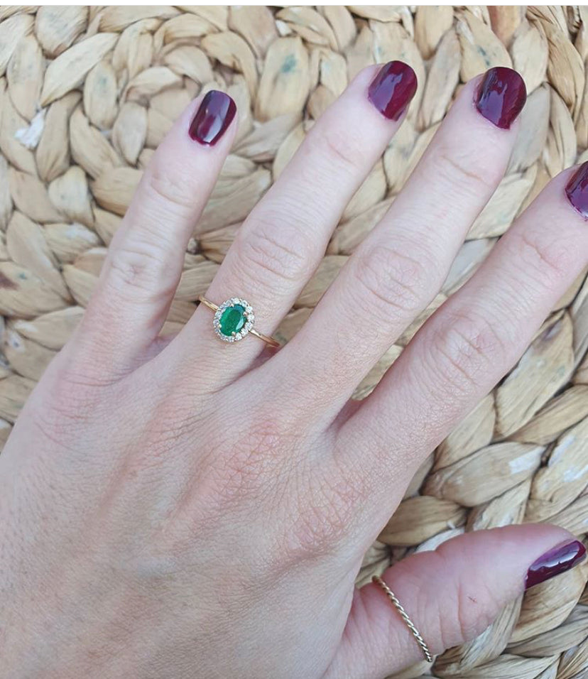 ANILLO ROSETÓN ESMERALDA Y DIAMANTES