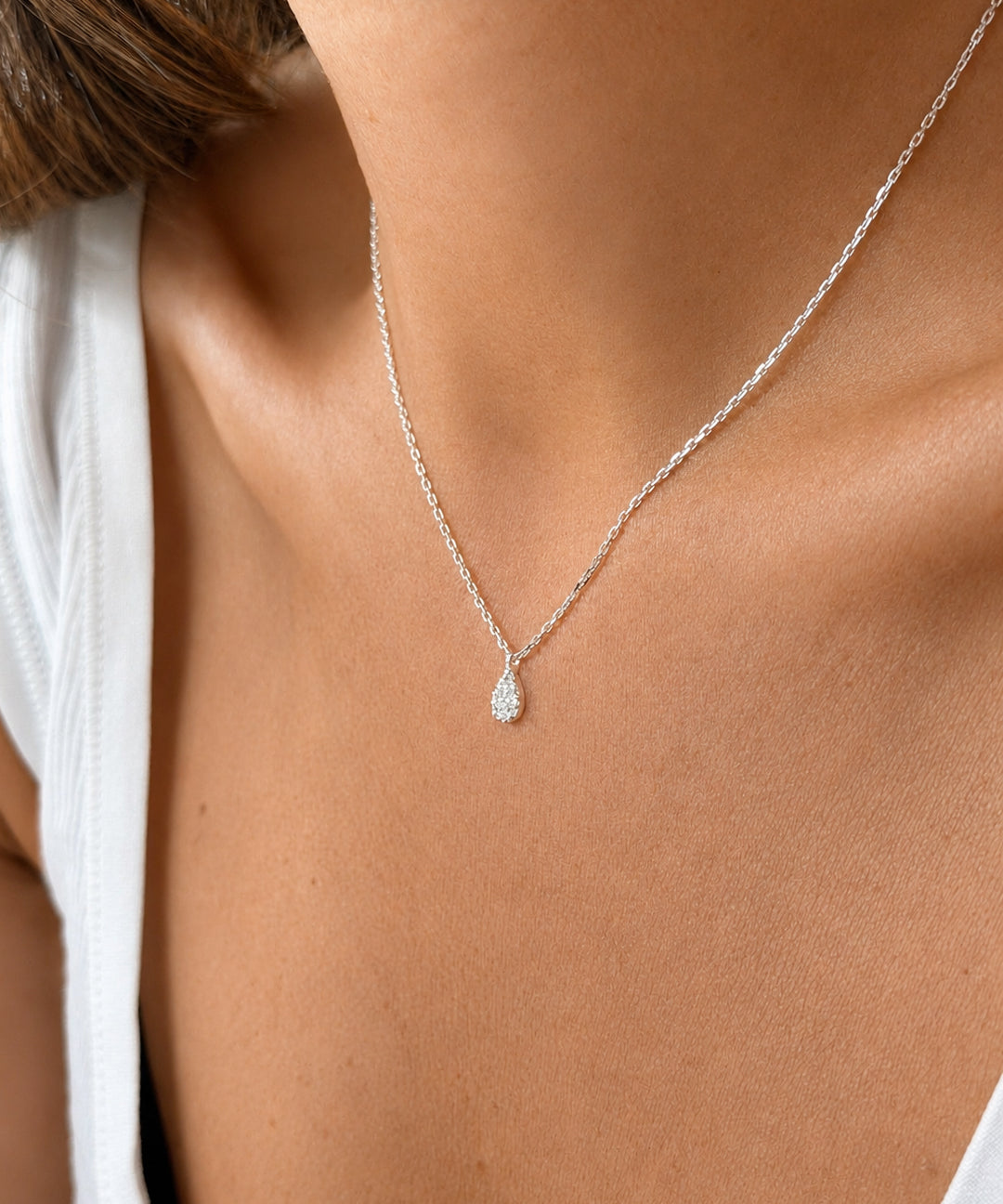 GARGANTILLA WHITE DROP